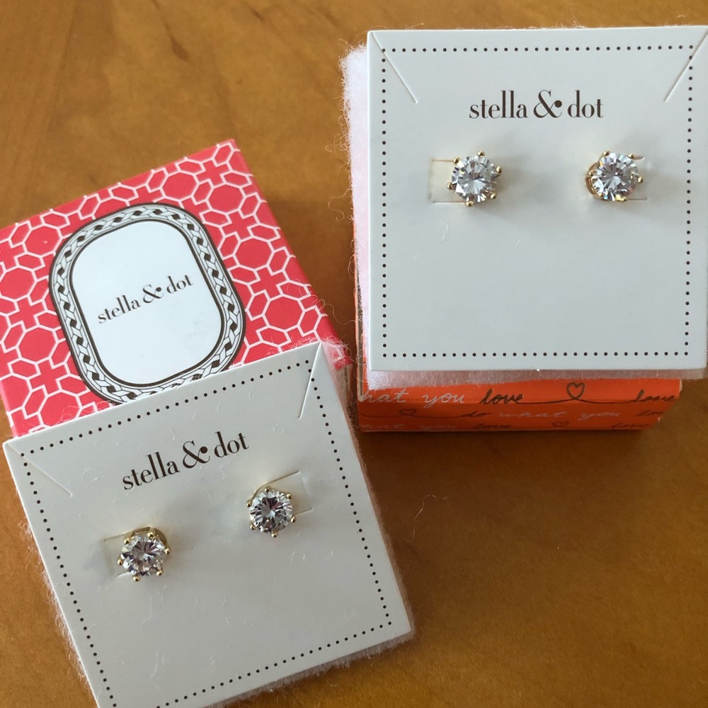 Stella & Dot Stud Earrings